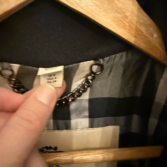 Burberry Black Trench Coat for Women - Picture 2 of 8